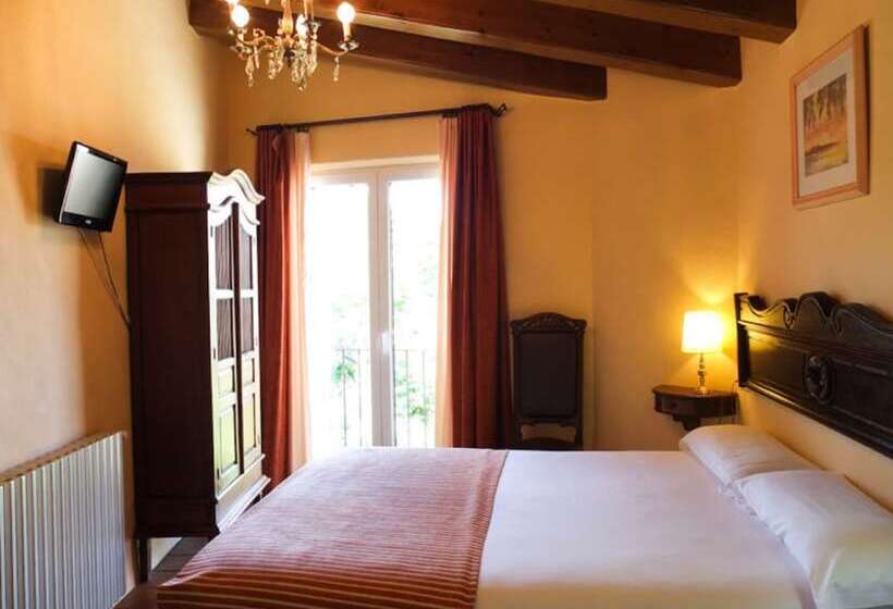 Номер Стандарт, Sant Feliu