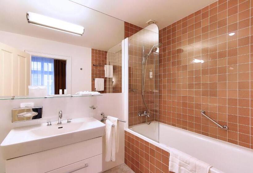 اتاق اکونومی, Skaritz Hotel & Residence