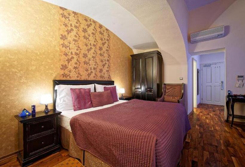 اتاق اکونومی, Skaritz Hotel & Residence