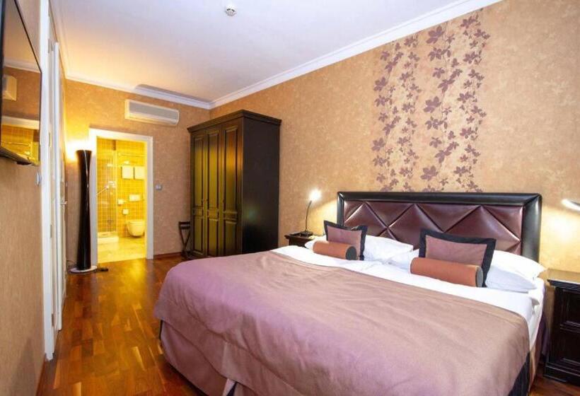 اتاق اکونومی, Skaritz Hotel & Residence