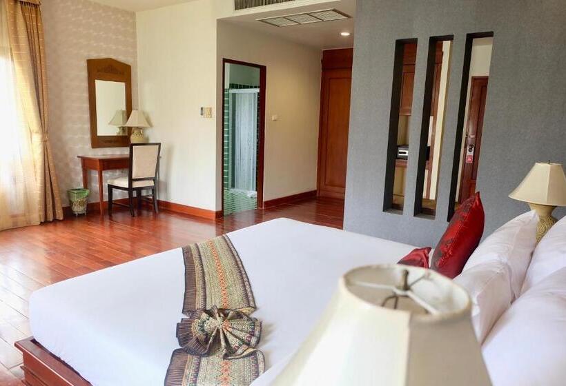 디럭스 룸, Teak Garden Resort, Chiang Rai