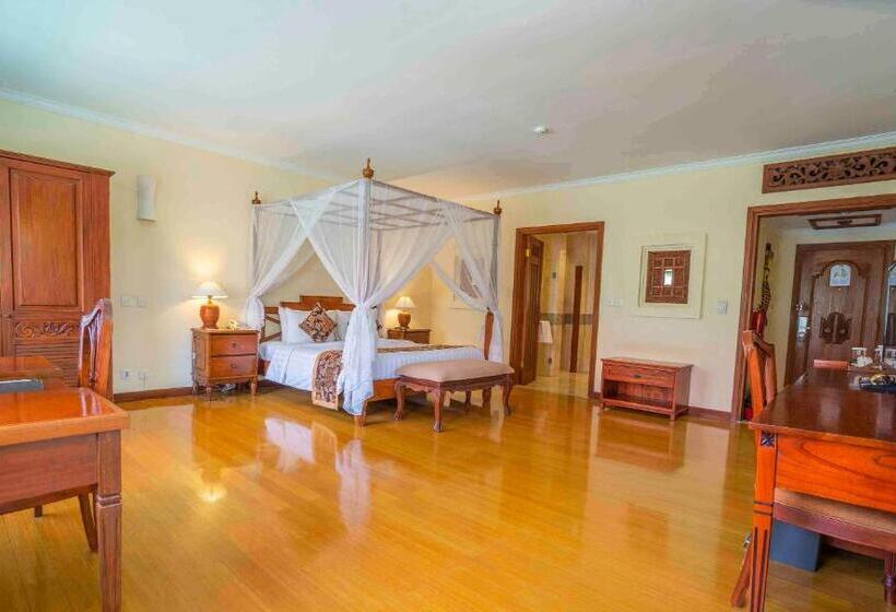 Люкс Повышенной Комфортности, The Grand Bali Nusa Dua