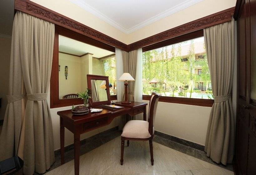 Номер Deluxe Вид на Бассейн, The Grand Bali Nusa Dua