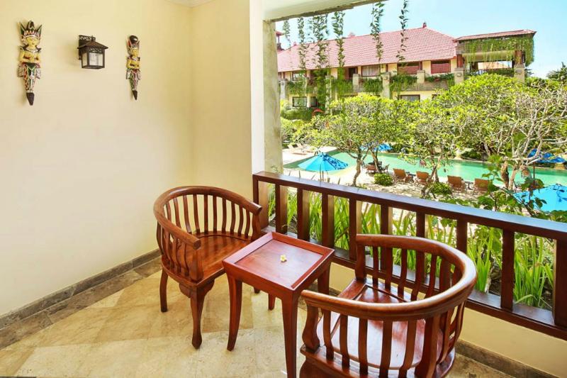 Номер Deluxe Вид на Бассейн, The Grand Bali Nusa Dua
