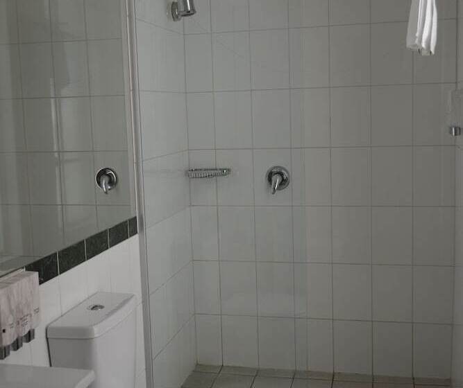 スタンダードスタジオ, Yti Garden