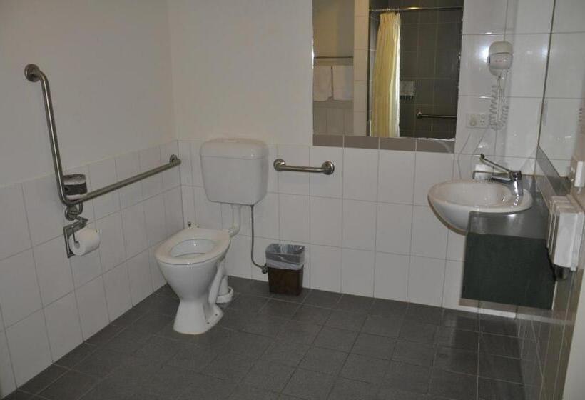 デラックススタジオ, Yti Garden