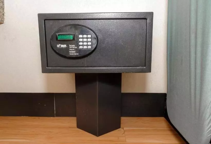 キングサイズベッドのデラックスルーム, Red Roof Inn Atlanta  Suwanee/ Mall Of Georgia