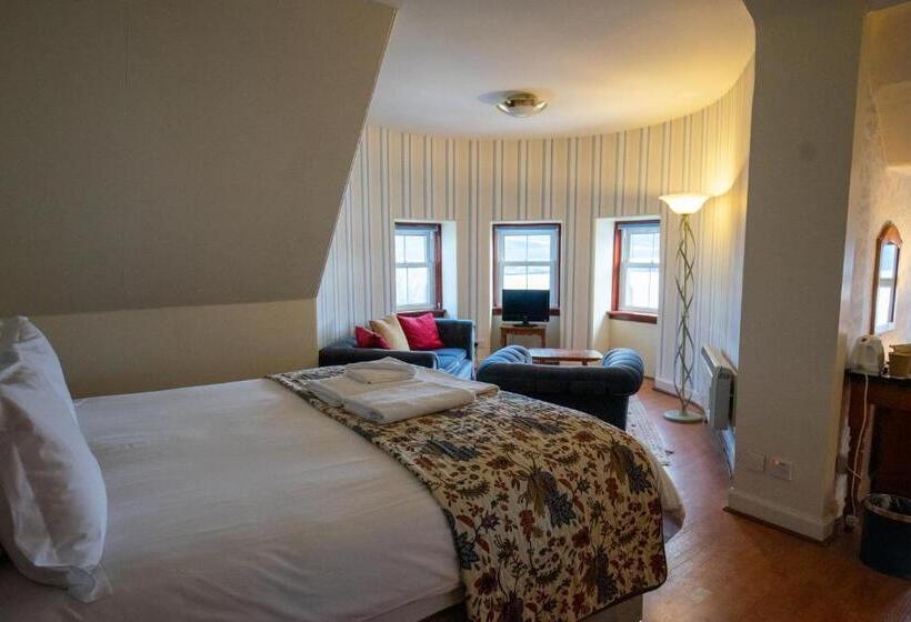 غرفة عائلية مطلّة علي البحر, Western Isles Hotel