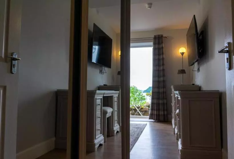 オーシャンビューデラックスルームバルコニー付き, Western Isles Hotel