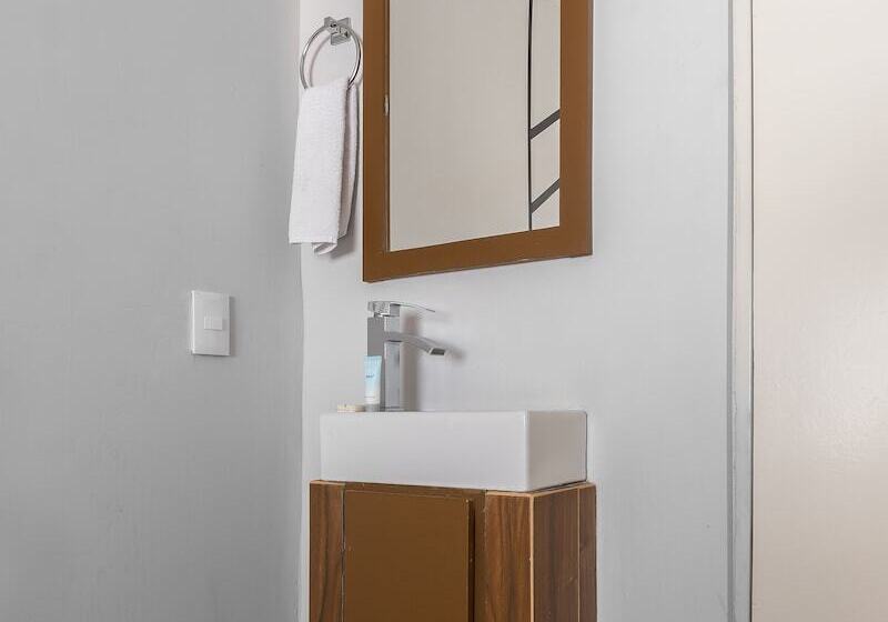 스탠다드 룸, Plaza Regina Torreon