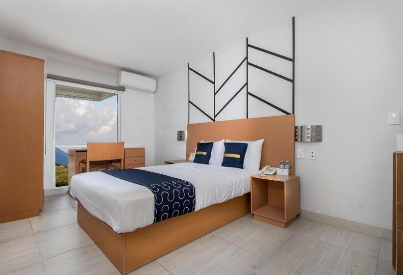 스탠다드 룸, Plaza Regina Torreon