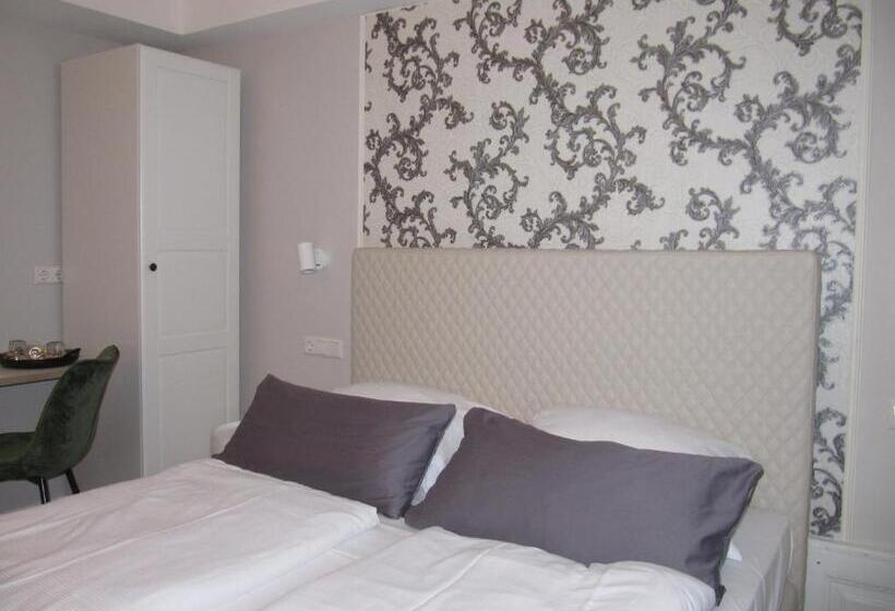 חדר סטנדרט, Zur Krone