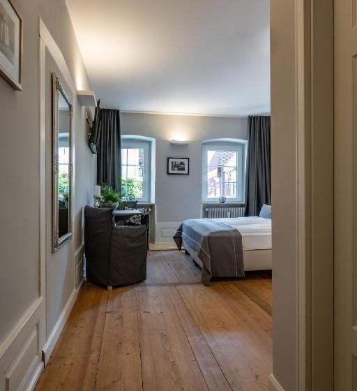 חדר סטנדרט, Zur Krone