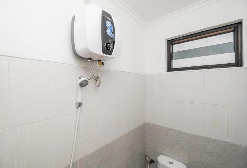 غرفة قياسية, Reddoorz At Gunungsari Surabaya 2