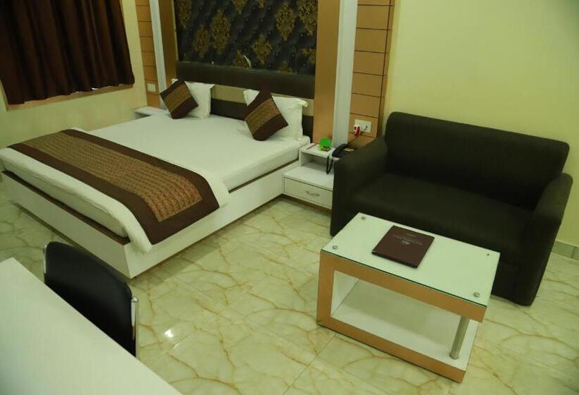 חדר דלוקס, Sukhdeo Palace