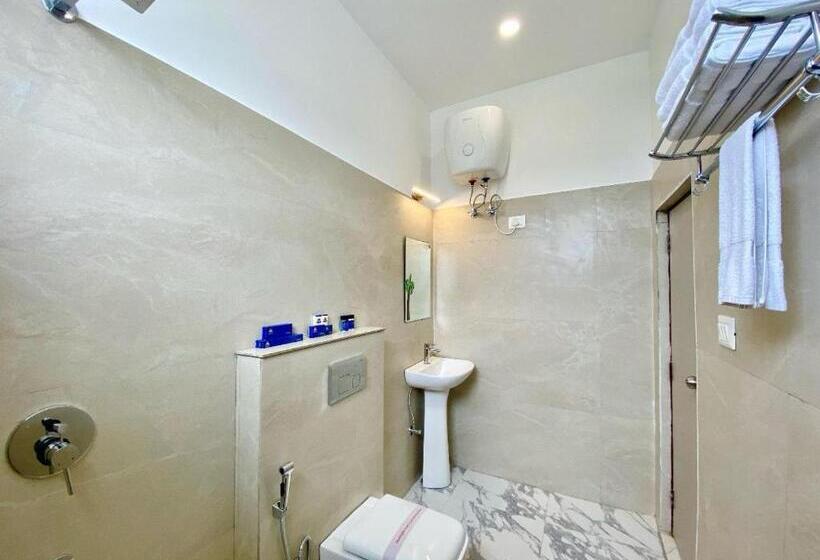 高级大房间, The Neeraj River Forest Resort Ayurvedic Wellness Center