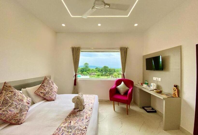 اتاق سوپریور, The Neeraj River Forest Resort Ayurvedic Wellness Center