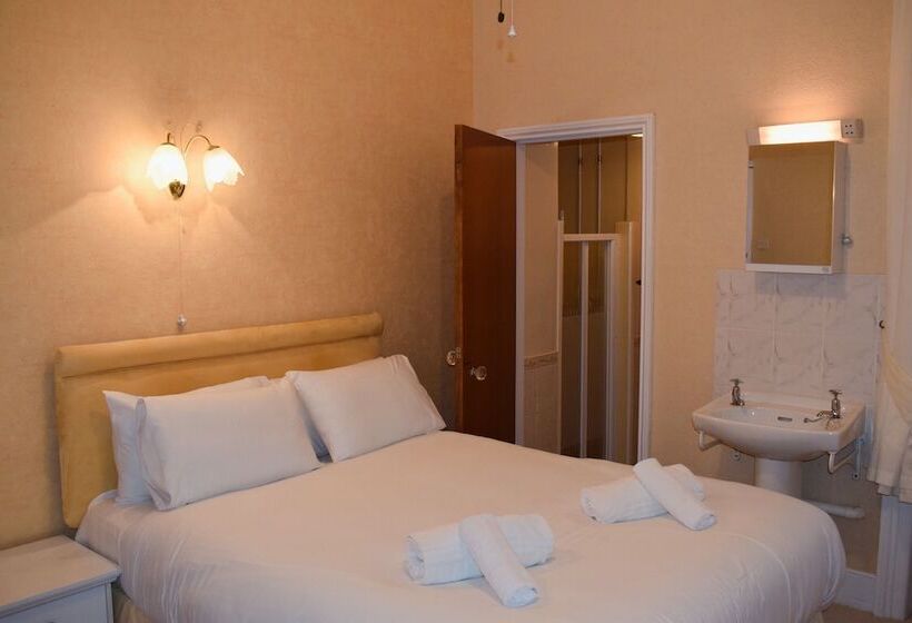 חדר סטנדרט, Penn House