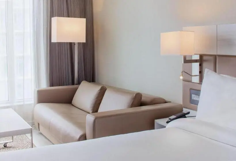 اتاق استاندارد با تخت بزرگ, Ac Hotel By Marriott Fort Lauderdale Airport