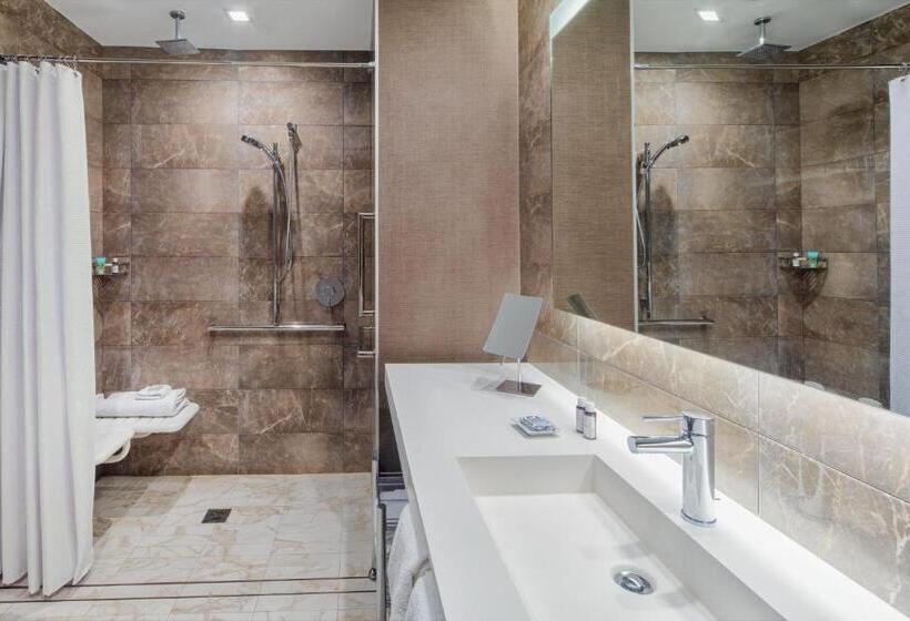 장애인을 위한 킹사이즈 침대 스탠다드 룸, Ac Hotel By Marriott Fort Lauderdale Airport