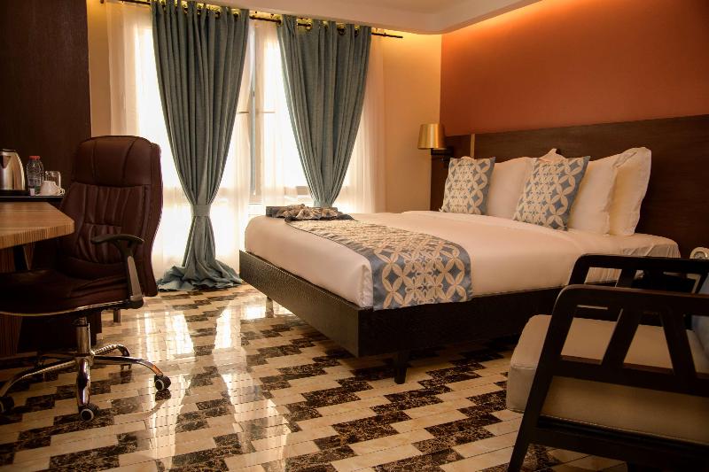 سوییت سوپریور, Best Western Plus Soaho Douala Airport