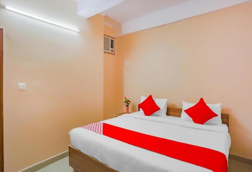 חדר קלאסי לשלושה, Flagship The Siddhartha