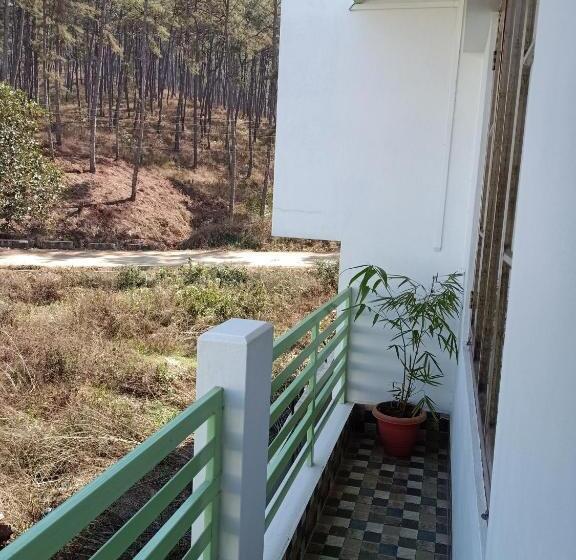 اتاق استاندارد با بالکن, Manna Inspira