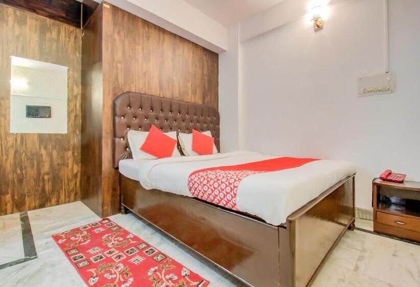 スタンダードルーム, O Kamini