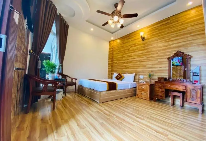 اتاق سوپریور, Thanh Thủy