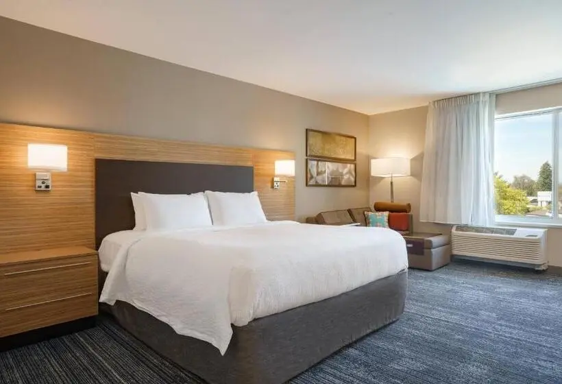 Standard-studio King-vuode, Towneplace Suites By Marriott Logan