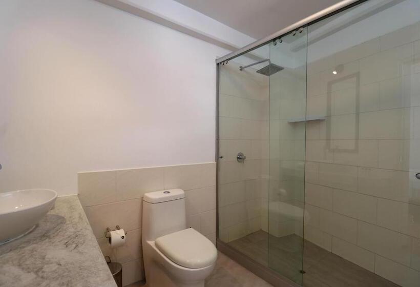 带1个卧室的带阳台的公寓, Nomad By Wynwood House