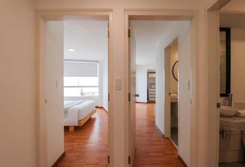 豪华三人间, Nomad By Wynwood House