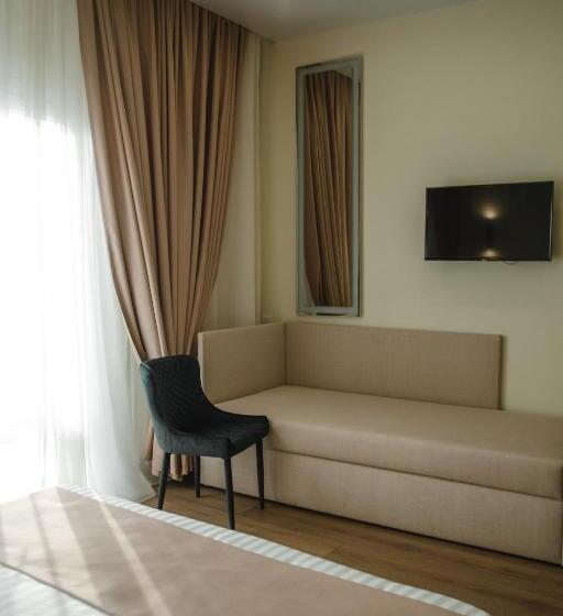 اتاق لوکس سه تخته, Dream