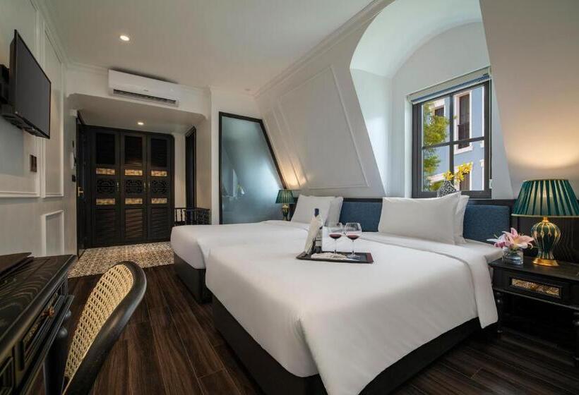 高级大房间, Ha Long Essence