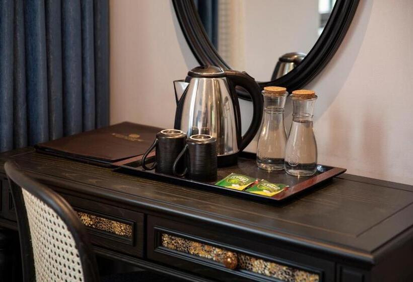 琮城市景观的豪华间, Ha Long Essence