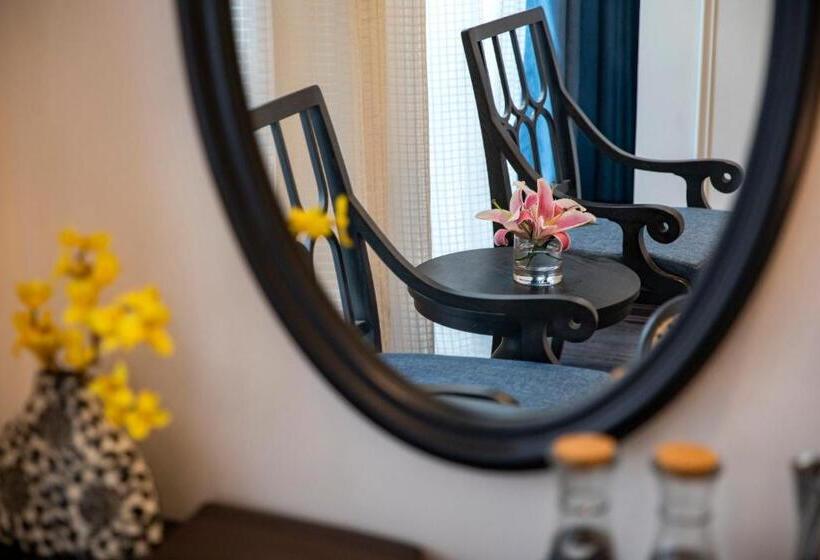 琮城市景观的豪华间, Ha Long Essence