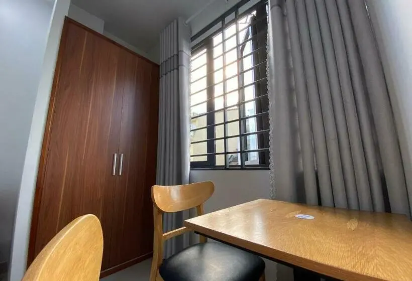 Quarto Economy, Jasmine Mini