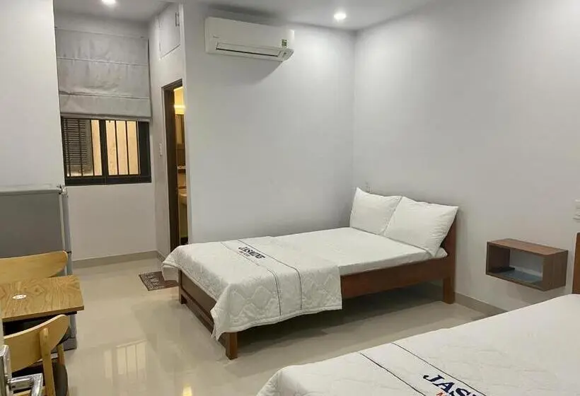 Quarto Quádruplo Estandar, Jasmine Mini