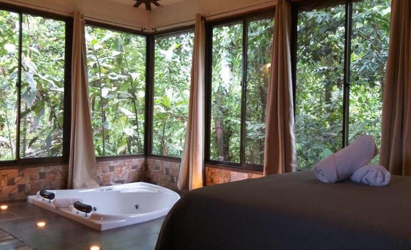 套房, Tropical Suites & Villas