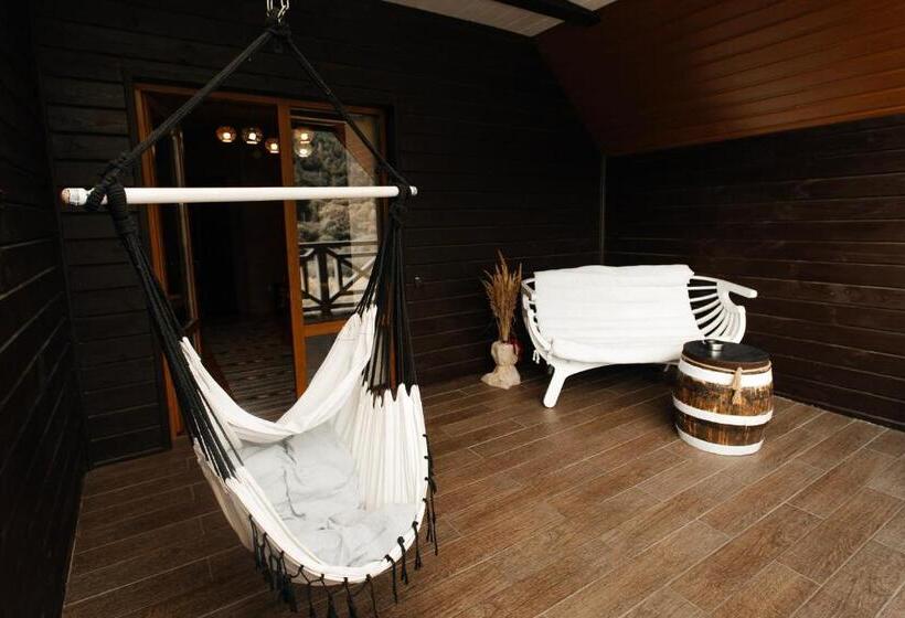 Вилла с 1 спальней и бассейном, Villa Tukhlay