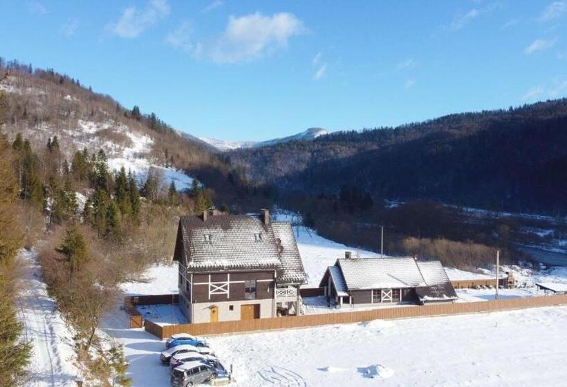 Вилла с 1 спальней и бассейном, Villa Tukhlay