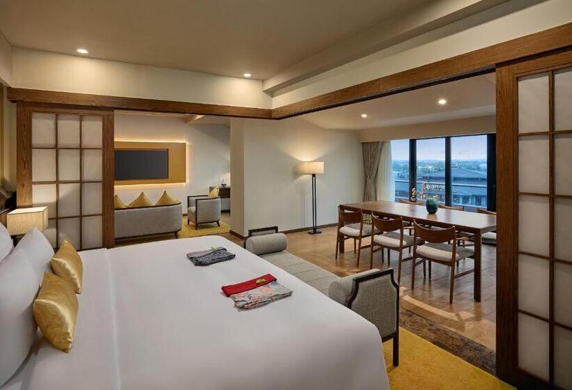 سوییت اجرایی, Kobi Onsen Resort Hue, Affiliated By Melia