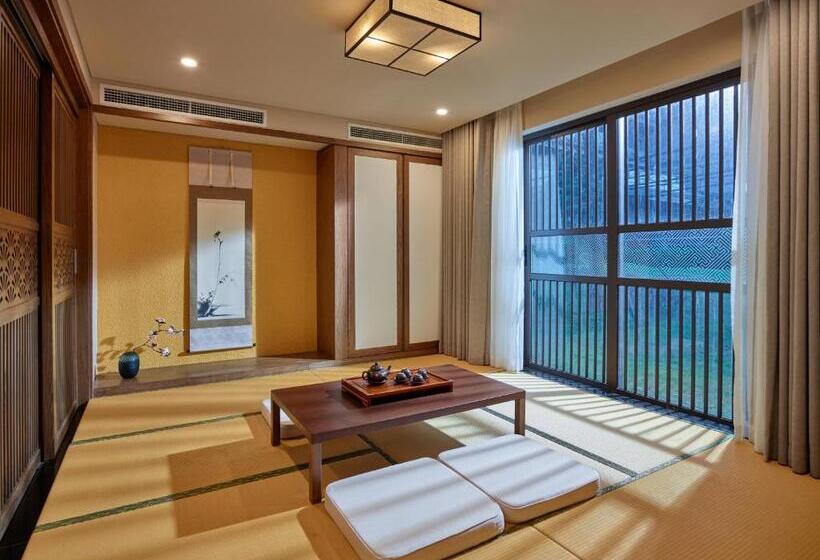 ویلا پریمیوم 1 خوابه, Kobi Onsen Resort Hue, Affiliated By Melia