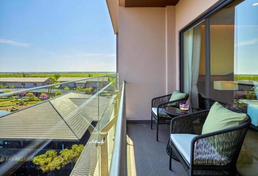 استودیوی پریمیوم, Kobi Onsen Resort Hue, Affiliated By Melia