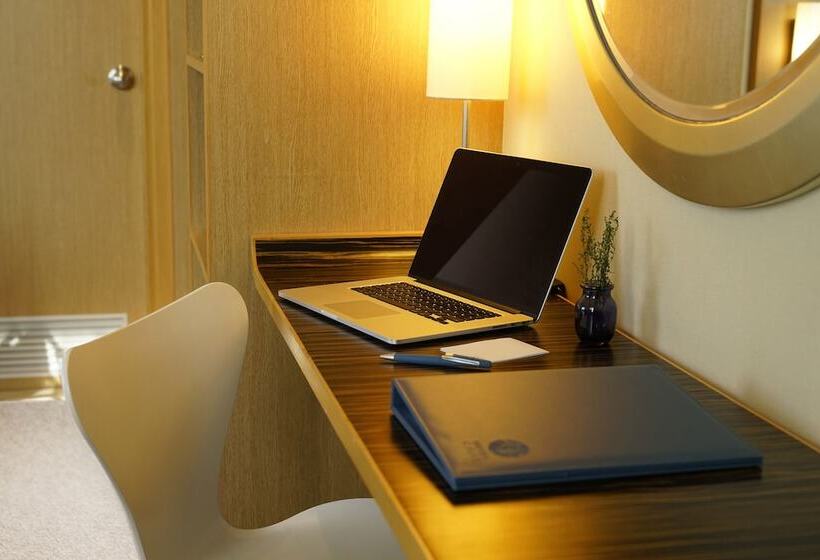 Superior Rum, Cozi Harbour View