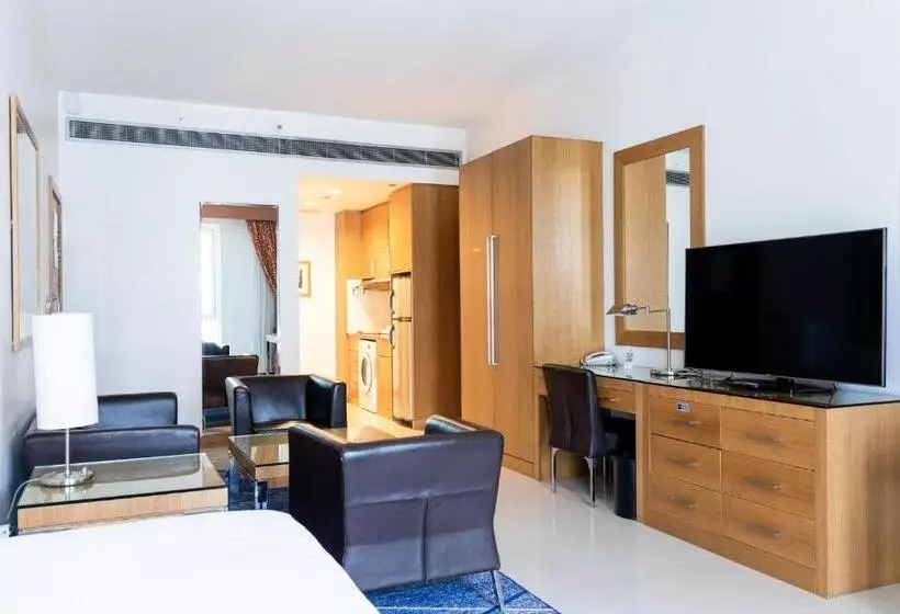 استودیو استاندارد با تخت کینگ, Four Points By Sheraton Bur Dubai