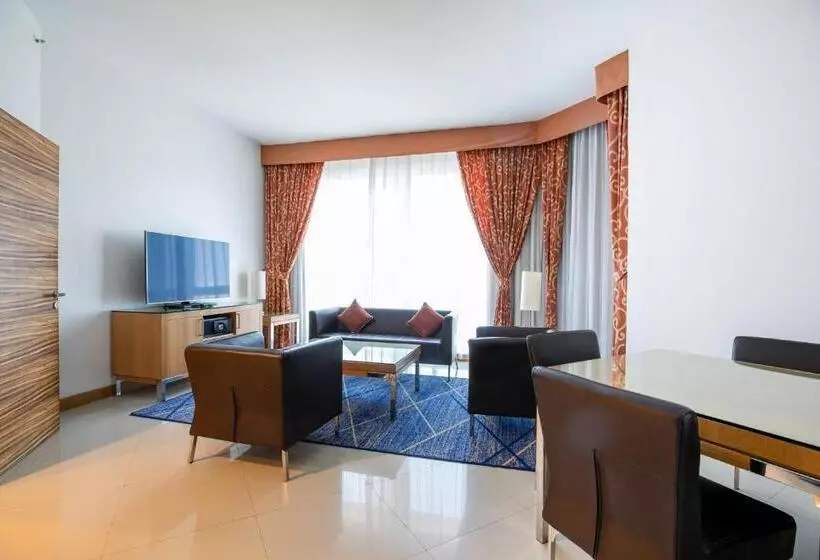 سوئیت با تخت بزرگ, Four Points By Sheraton Bur Dubai