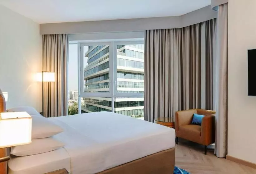 سوئیت با تخت بزرگ, Four Points By Sheraton Bur Dubai