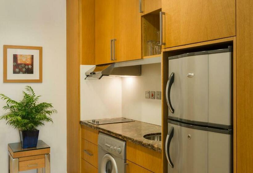 سوئیت اجرایی با تخت کینگ, Four Points By Sheraton Bur Dubai