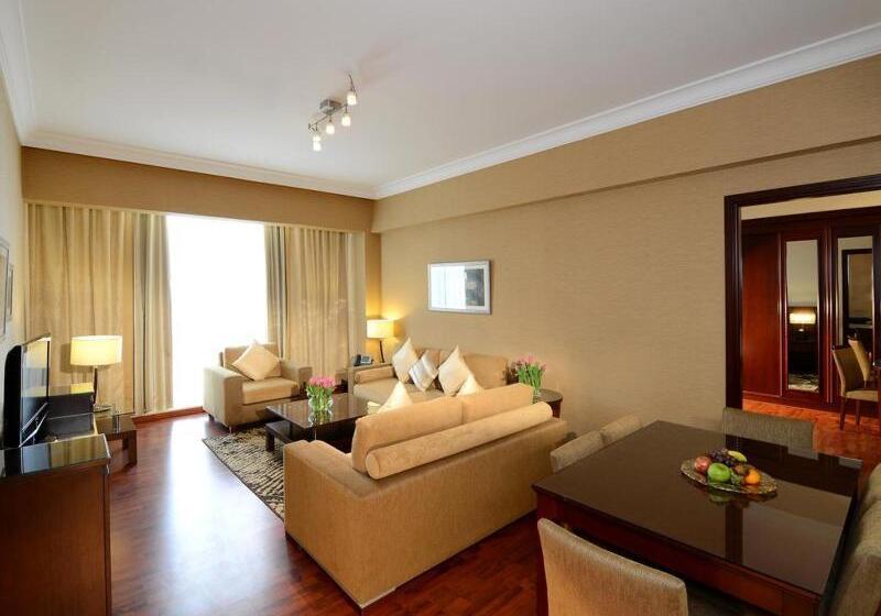 استودیوی استاندارد, Grand Millennium  Dubai